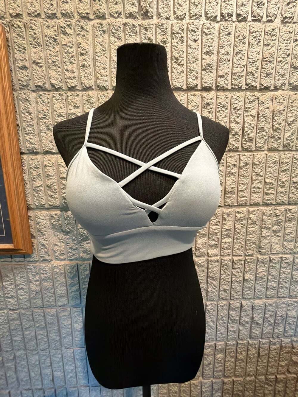 649 Lululemon Energy Bra Size 6 Light Blue Criss Cross